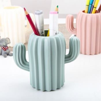 Desktop Cactus Brush Pot