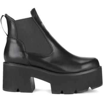 Lamoda Tough Love Platform Ankle Boot – Size 8
