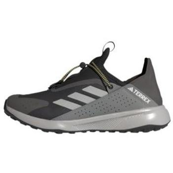 Voyager 21 Terrex Men’s Adventure Boots – Black, EU 42