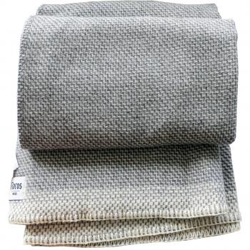 Roros Tweed Una – Graue Lammwolldecke 150 × 200 cm