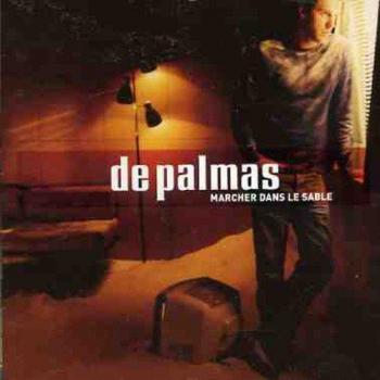 De Palmas Marcher Dans Le Sable