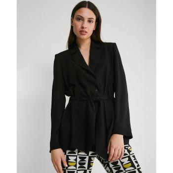 Blazer Trucco Chic con Hombreras Cerradas y Lazo