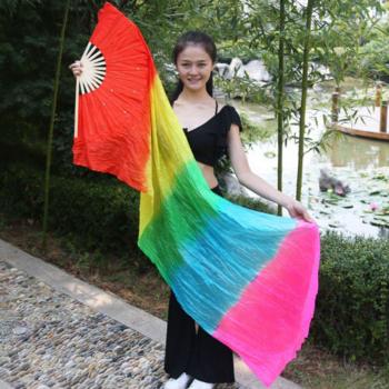 Elegante Seidenfans für Tanzaufführungen