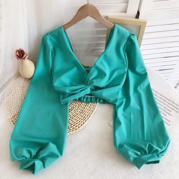 Blusa de Mujer con Cuello en V