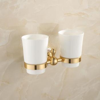 Lavabo con Toque Europeo
