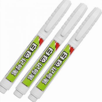 Permanent White Marking Pen