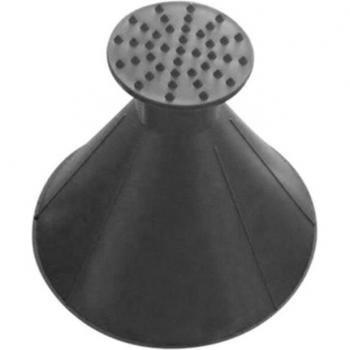 Kegeltrichter für Schneeentfernung im Auto