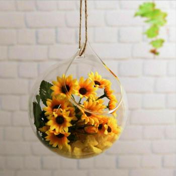 Blumenball aus Glas für Innenräume