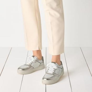 Tamaris Feminine Gray Low‑Profile Modern Sneaker, Size 10