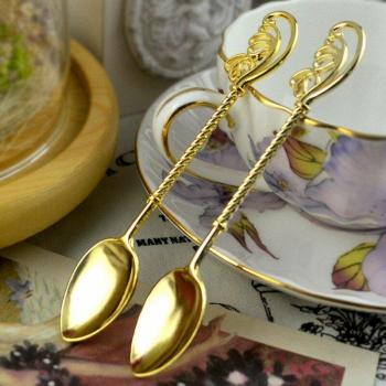 11.2x2.2cm Vintage Gold Dessert Spoon with Feather Wing