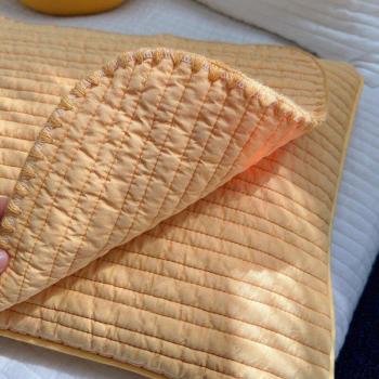 Coussin jeu uni en coton pour enfants