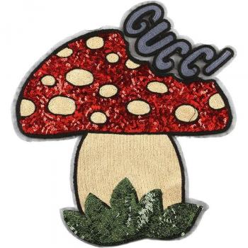 Patchwork de Lentejuelas en Forma de Hongo con Motivo de Frutas