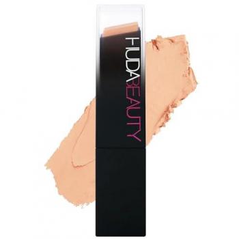 Huda Beauty FauxFilter Deckender Concealer Stick Apfelkuchen 255B 12,5 g