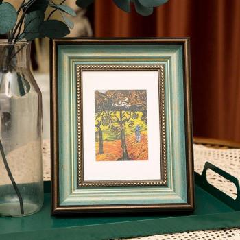 6-10 Inch Family Photo Frame in Vintage Green