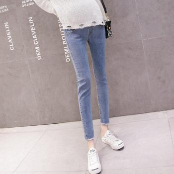 Pantalon de grossesse court en coton P0214