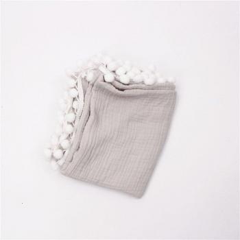 Capa de Muselina con Pompones Infantil