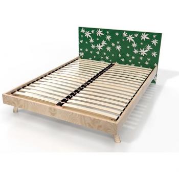 Materasso a Doghe Scandinavo Viking per Due Piazze con Finitura in Legno e Dettaglio Foglie