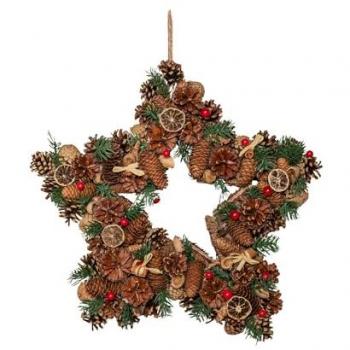 45cm Winter Spice Star Christmas Wreath with Pine Cones, Red Berries & Dried Fruit