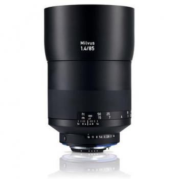 Carl Zeiss Milvus 1.4/85 SLR Obiettivo fotografico
