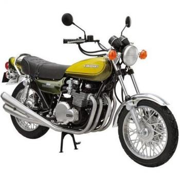Modello AOSHIMA Kawasaki Z1 900 SUPER4 1973