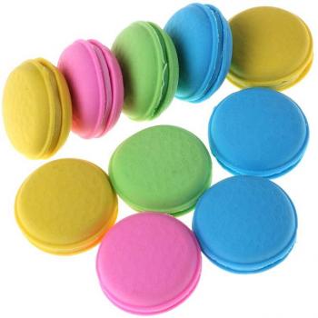 Random Color Macaron Cake Eraser