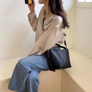 2022 Women's Large-Capacity Bucket Bun Bag