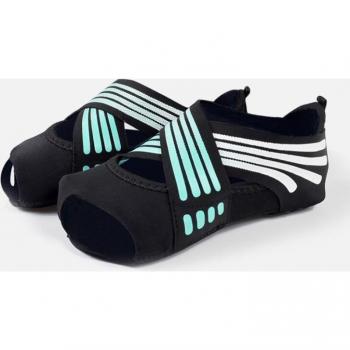 Flat Gym Sneakers