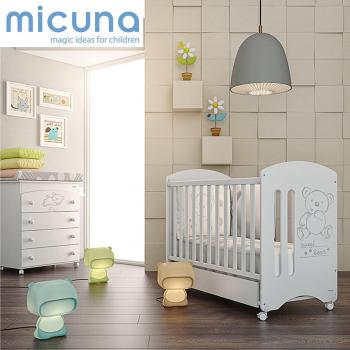 Conjunto Completo Sweet Bear Micuna: Cuna 120x60cm, Bañera/Cambiador, Edredón y Protector