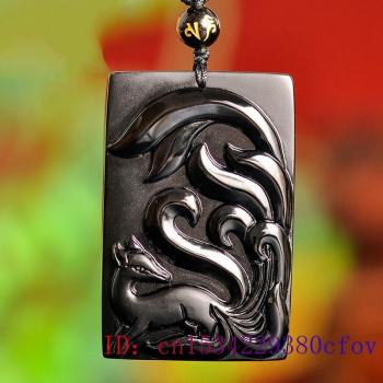 Pendentif jade renard à neuf queues
