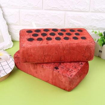 Juguete de esponja con diseño realista de ladrillo