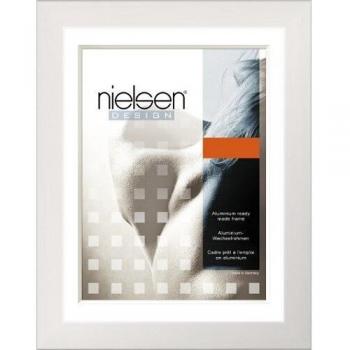 Nielsen Rahmen Essential 24x30 cm, Weiß