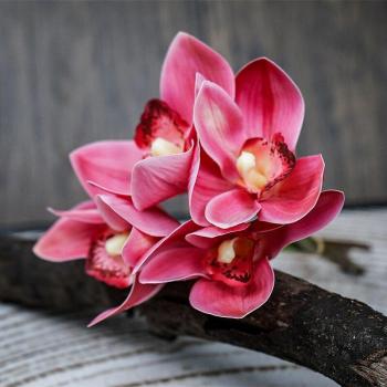 Künstliche Orchideen Blumenarrangement