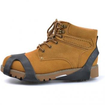 Nietenüberschuhe für Outdoor-Aktivitäten