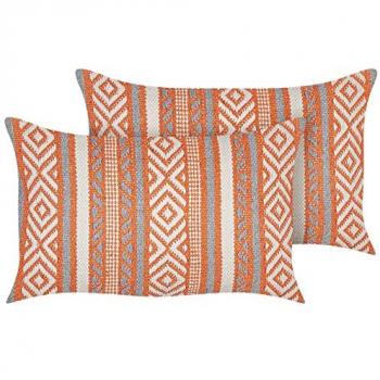 Set of 2 Multicolour Cotton Decorative Pillows with Geometric Pattern and Tassels 30 x 50 cm