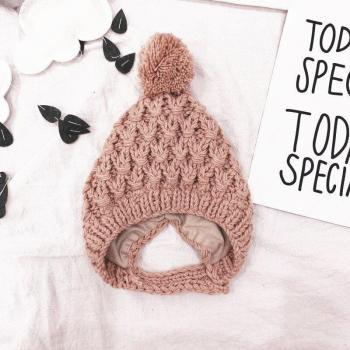 Gorro Acolchado con Faldas de Pelusa