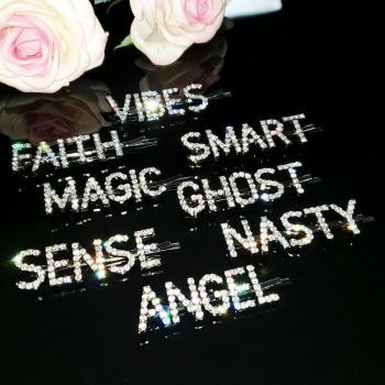 Barrettes mots ange, vibrations, foi, intelligent, magique, fantôme, sens en cristal