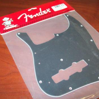 Fender Black Jazz Bass Pickguard