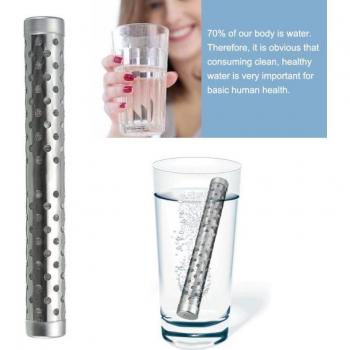 Alkalischer Wasserreiniger