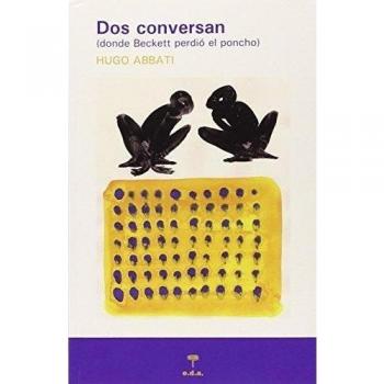 Dos conversan.