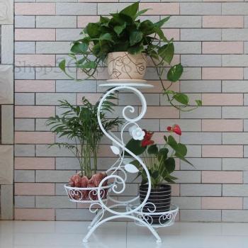 Étagère florale à trois niveaux, fer forgé – pour salon ou balcon