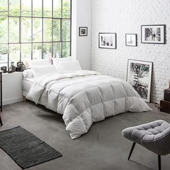 Dodo Couette Confort 70 % duvet de canard – Taille 240x260 cm – Blanc – Haute Chaleur