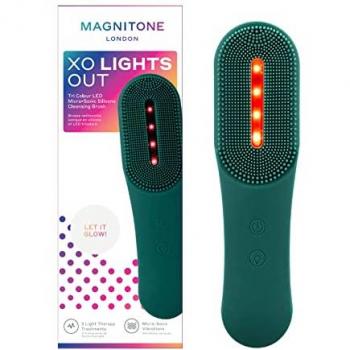 MAGNITONE XO Lights Out LED Tri Colour Face Cleansing Brush, Green