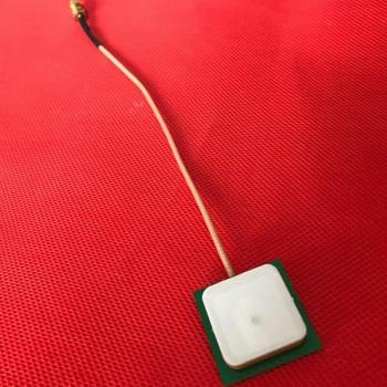 RFID Antena 30x30mm UHF RHCP en Cerámica