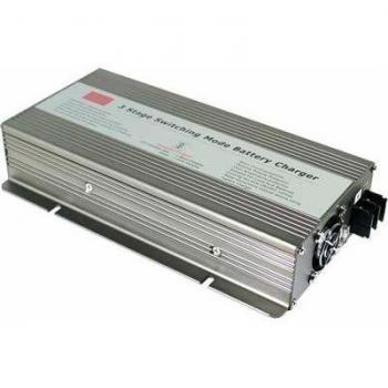 PB‑360P‑12 von Mean Well: 14,4 V / 24,3 A Blei‑Säure Batterielader