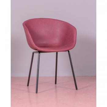 Silla Retro con Reposabrazos en Polipiel Burdeos