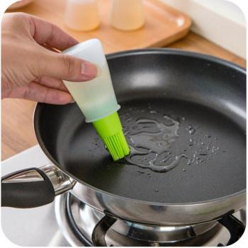 BBQ Silikon Pinsel mit praktischer Flasche