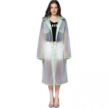 Veste de pluie légère et transparente