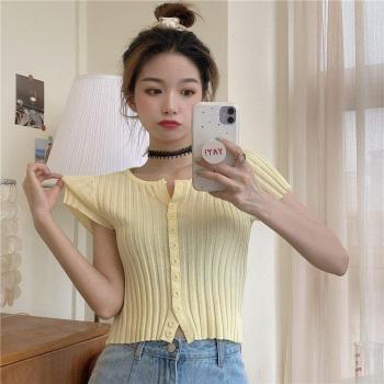 Blusa V‑Cuello Manga Corta