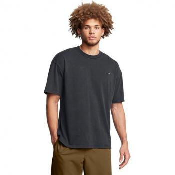 Camiseta Under Armour con Logo para Hombre, Manga Corta, Color Negro