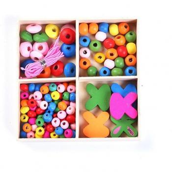 Caja de cuentas de colores para hacer pulseras y collares